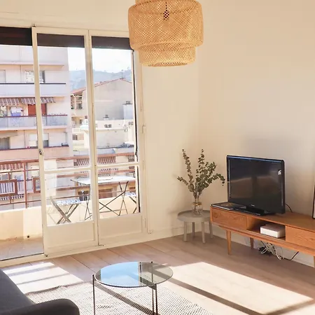 Apartamento Proche De Liberation Avec Balcon Ensoleille Nice