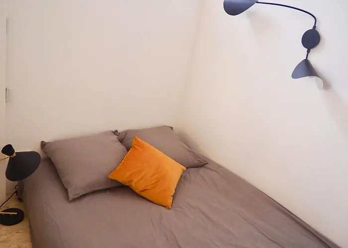 Proche De Libération Avec Balcon Ensoleillé Appartement *