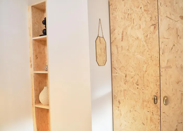 Proche De Liberation Avec Balcon Ensoleille Apartment *