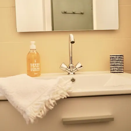 Apartman Proche De Liberation Avec Balcon Ensoleille Nizza