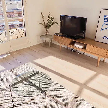 Apartman Proche De Liberation Avec Balcon Ensoleille Nizza